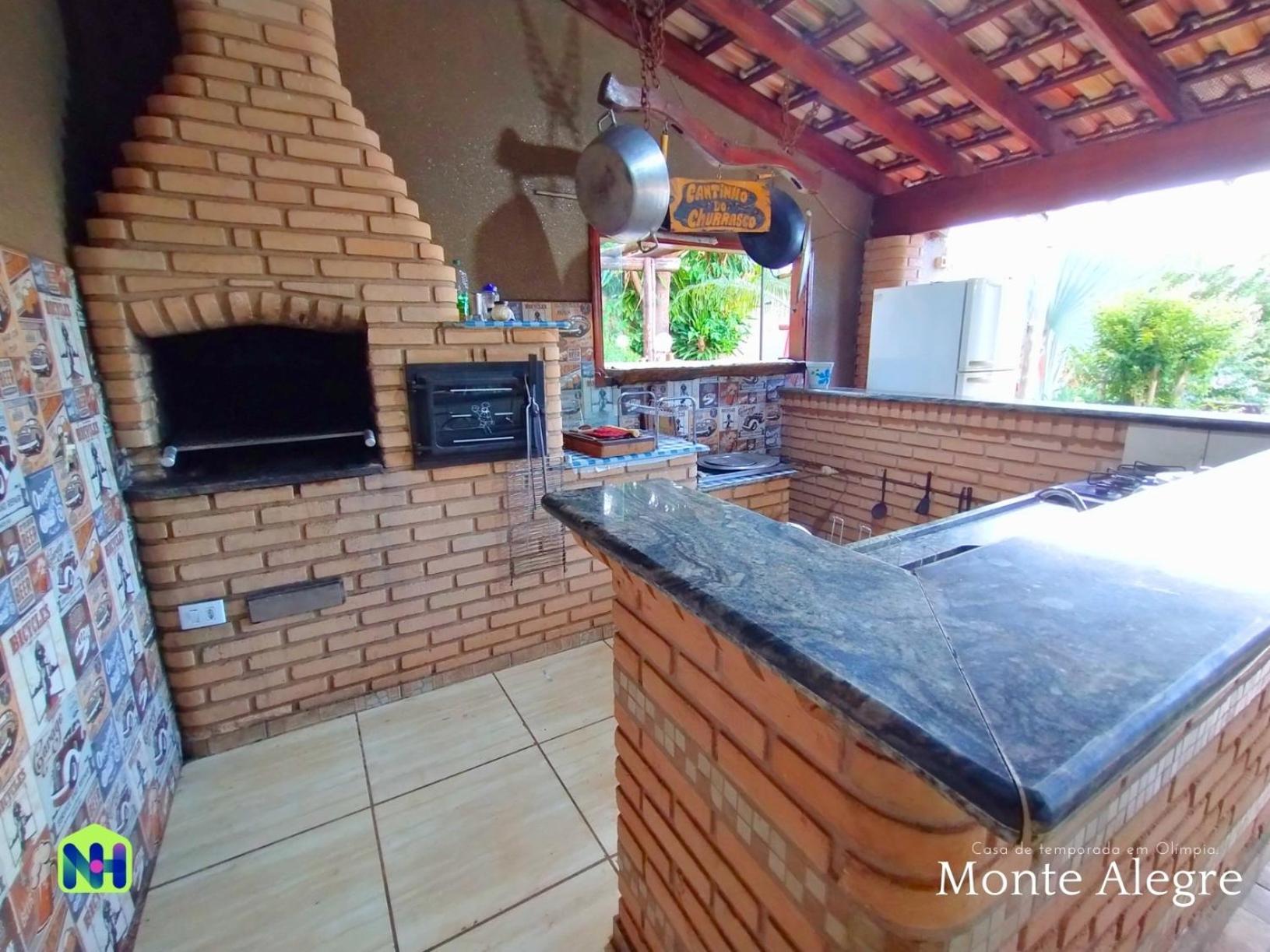 Casa de férias Monte Alegre - Casa De Temporada Olímpia